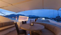 Motor Yacht SELULA -  Sundeck Seating